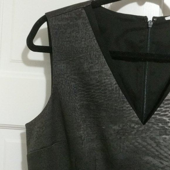 T Tahari Gray Black Ombre Reptile Print Sheath Dress - Picture 3 of 9